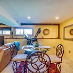 Peaceful Mountain Retreat With View, Near Boulder!