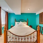 Peaceful Mountain Retreat With View, Near Boulder!
