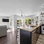 3390 Folsom St, Unit 206