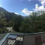 Creekside Craftsman Cabin With Jacuzzi - Alpine Splendor 6 Mins To Downtown