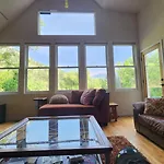 Creekside Craftsman Cabin With Jacuzzi - Alpine Splendor 6 Mins To Downtown