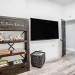 Boulder Luxury Getaway 7 Acres River & Pond