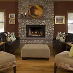 The Bradley Boulder Inn