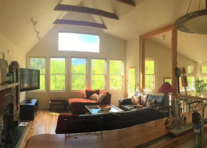 Creekside Craftsman Cabin With Jacuzzi - Alpine Splendor 6 Mins To Downtown