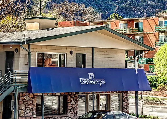 Boulder University Inn