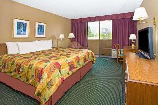 Fairfield & Hotel