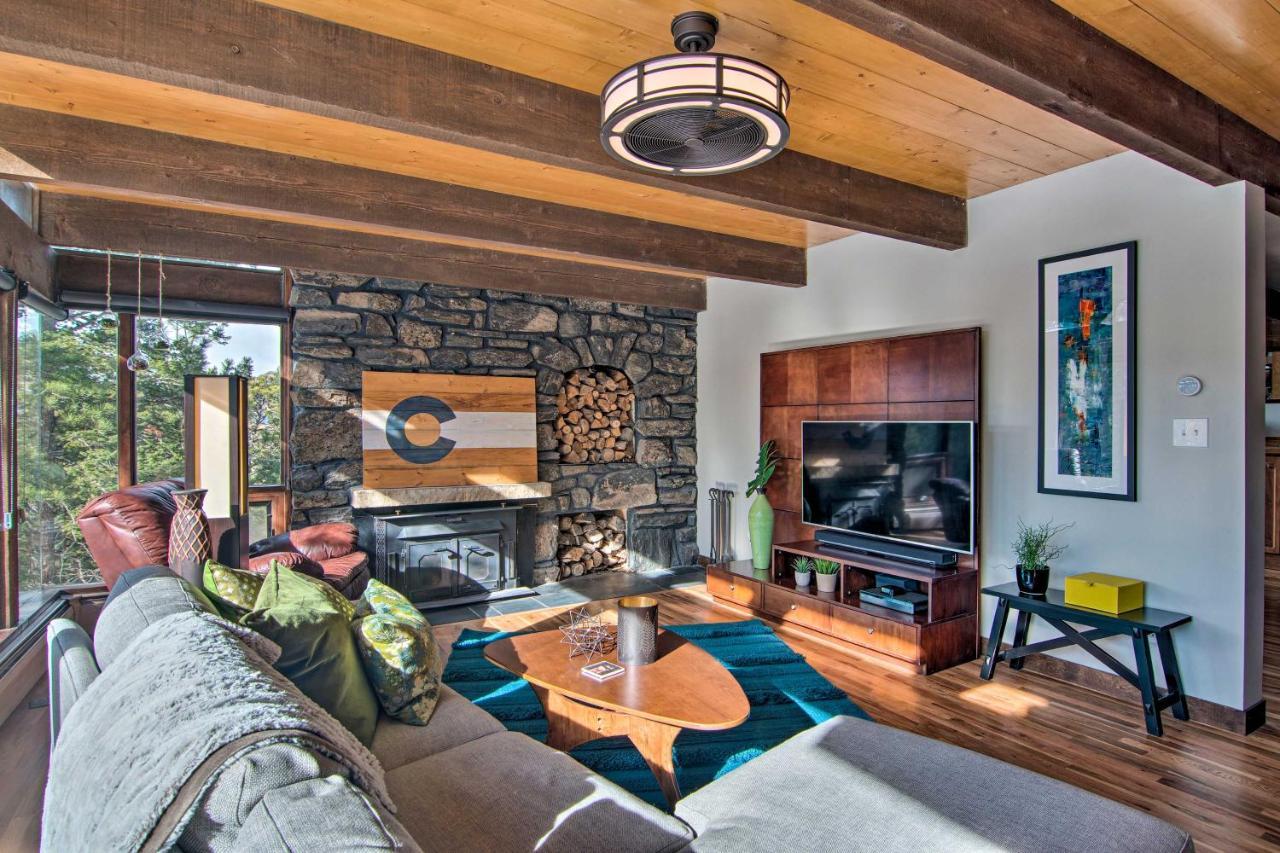 Chic Mountain With Hot Tub And Views Holiday home *