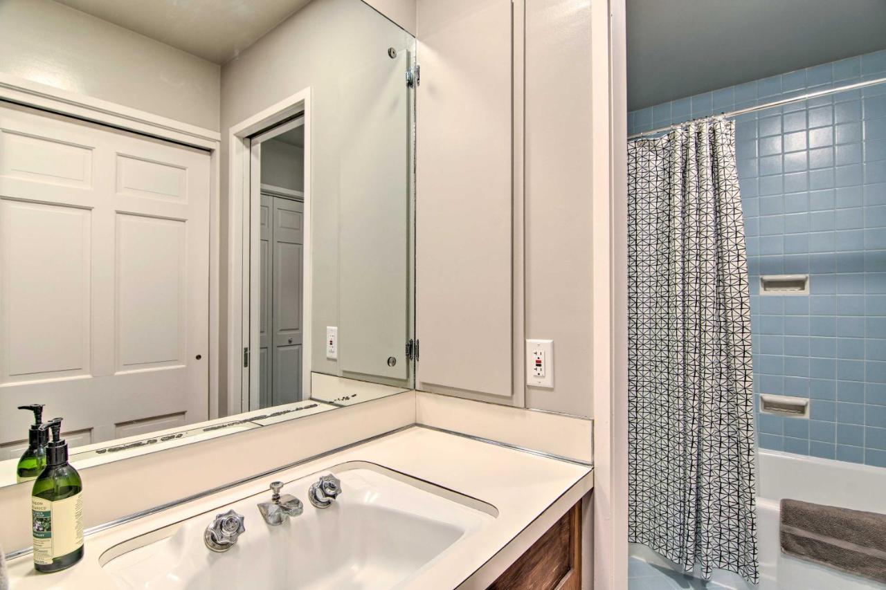 Holiday home Chic Mountain With Hot Tub And Views Boulder