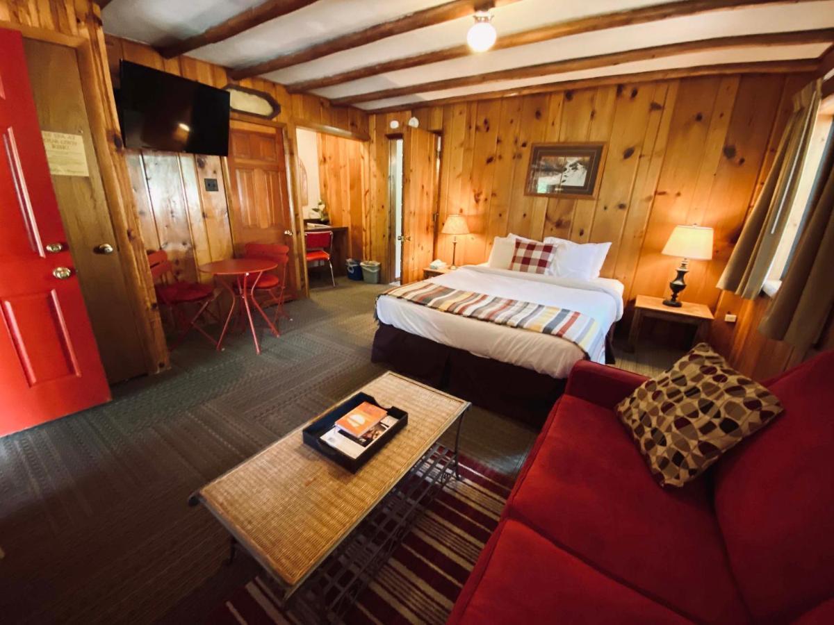 Motel Foot Of The Mountain Boulder