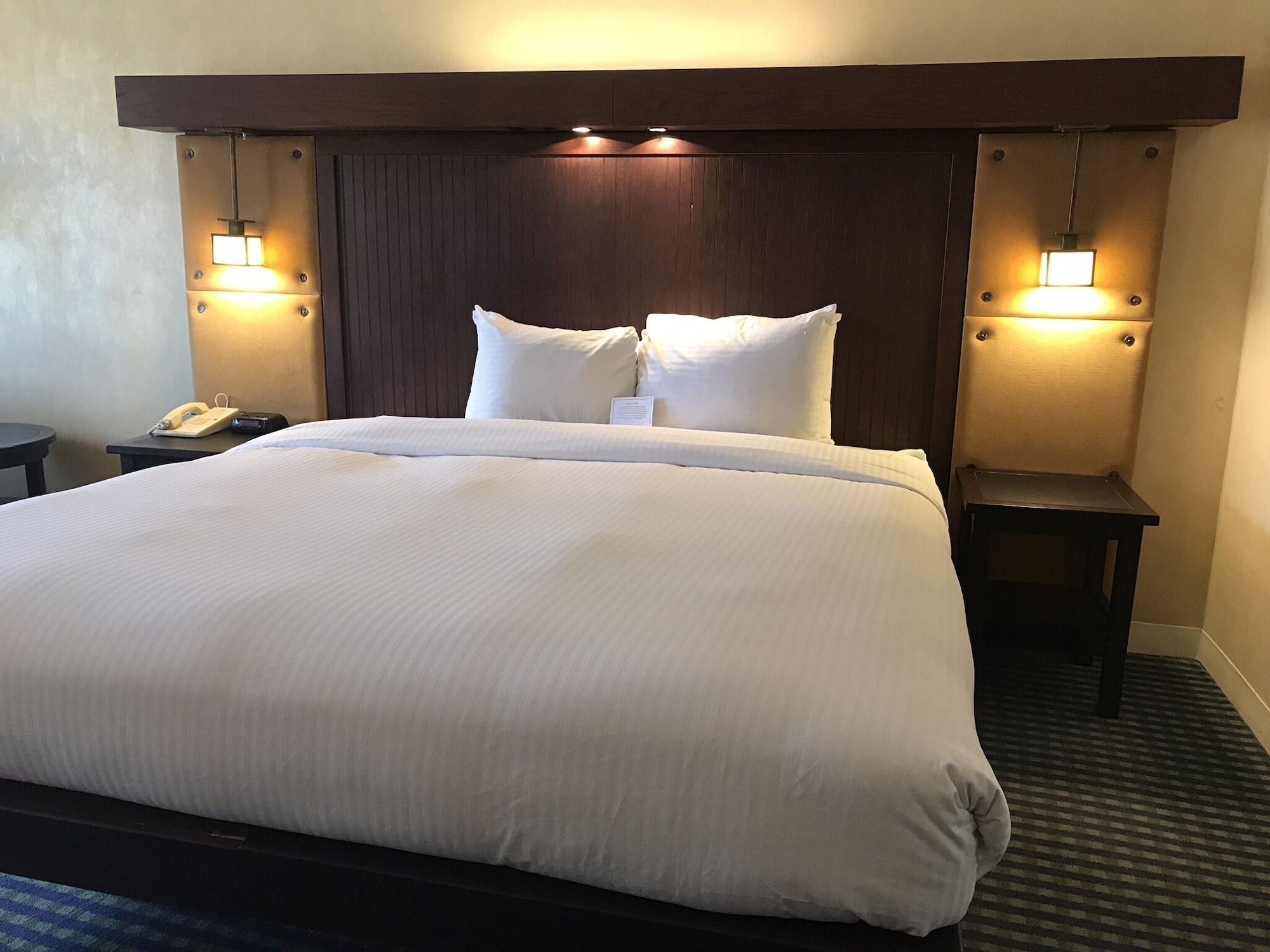 Hotel Millennium Harvest House Boulder