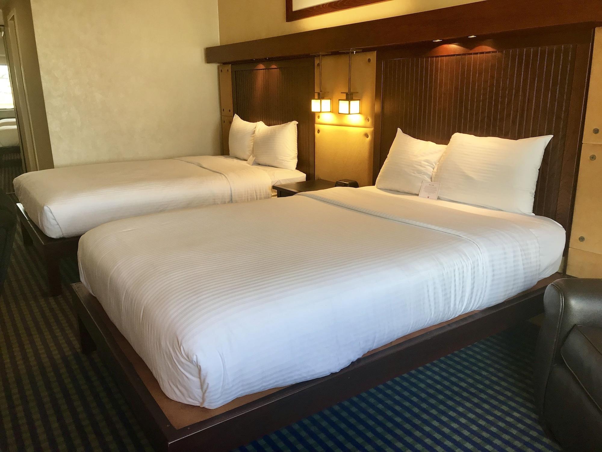 Millennium Harvest House Hotel 3*