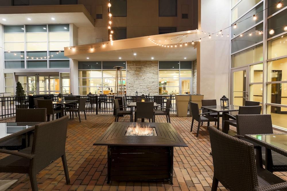 Hotel Hyatt Place Pearl Street - Newly Renovated 3*