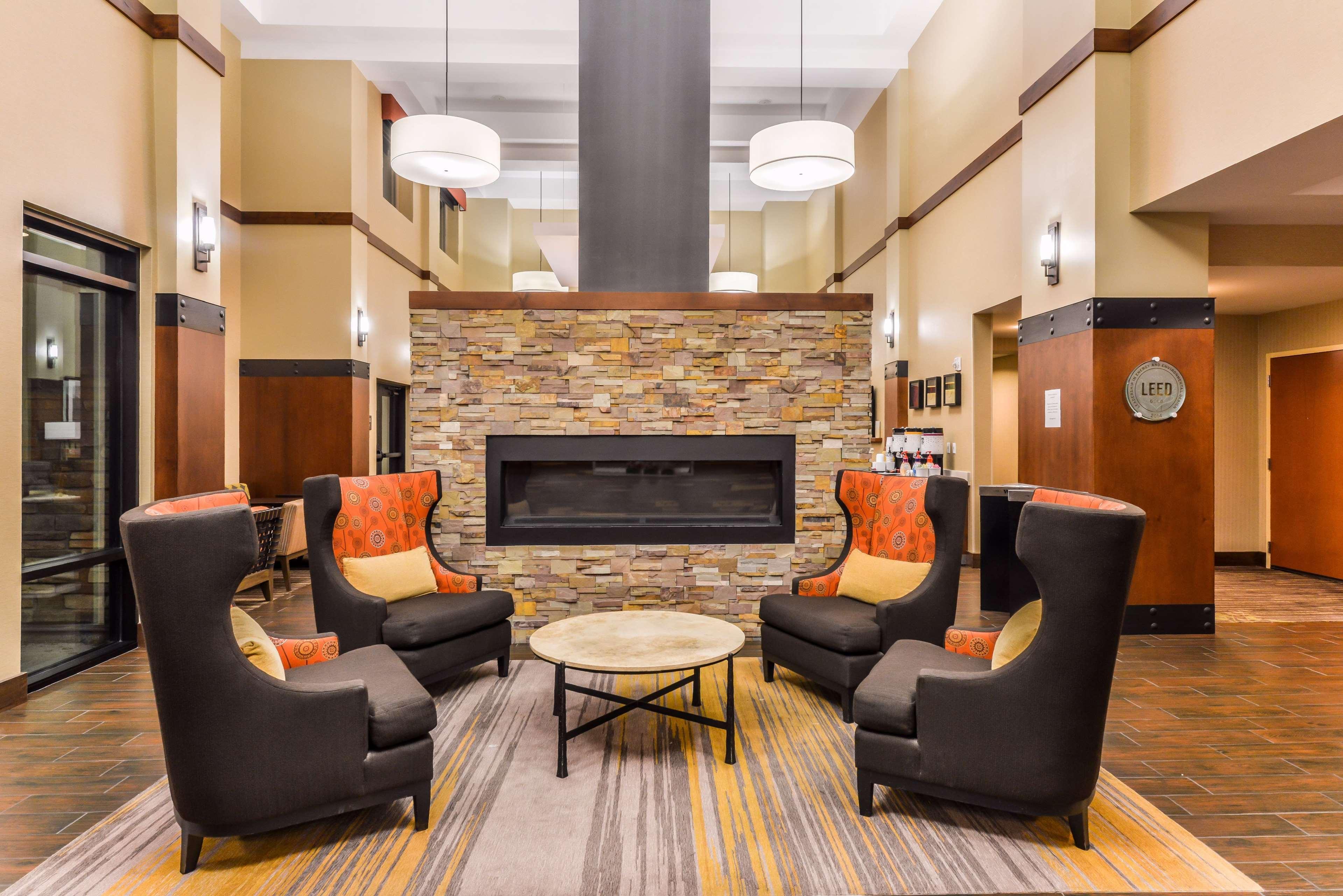Hampton & North Hotel Boulder