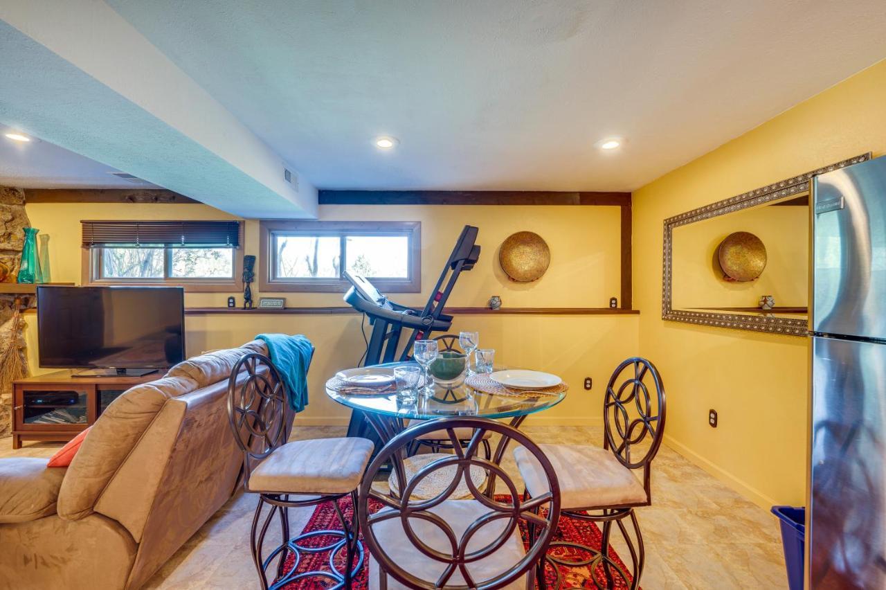 Peaceful Mountain Retreat With View, Near Boulder! *