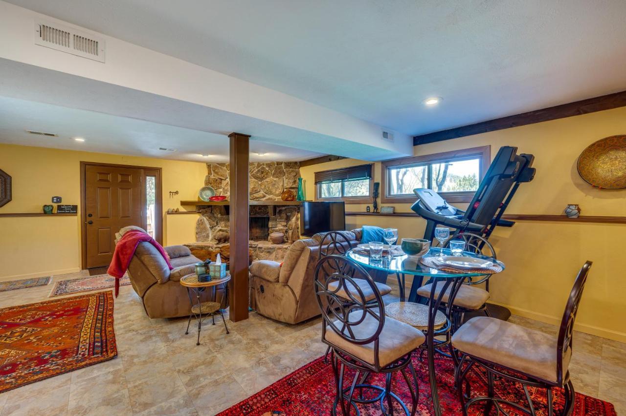 Peaceful Mountain Retreat With View, Near Boulder! Boulder