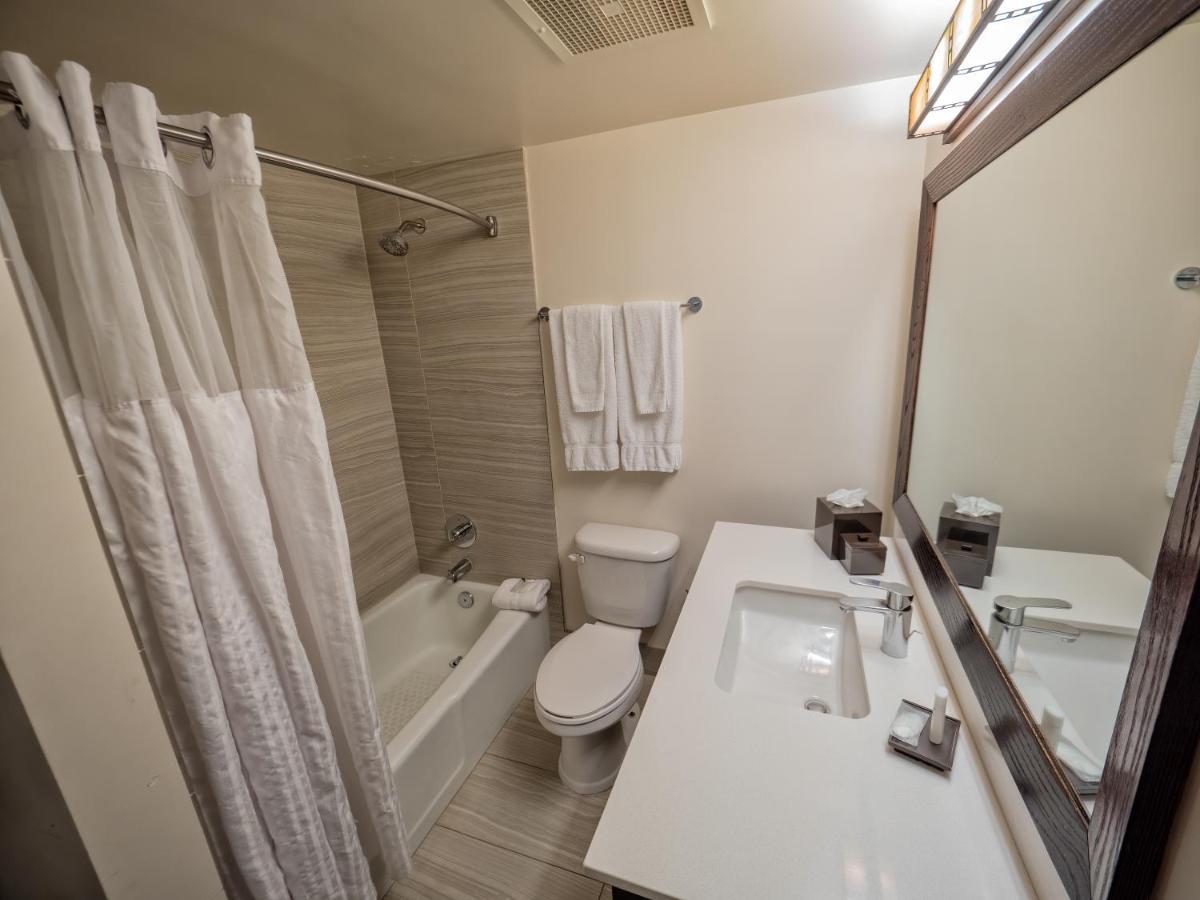 Hotel Millennium Harvest House Boulder