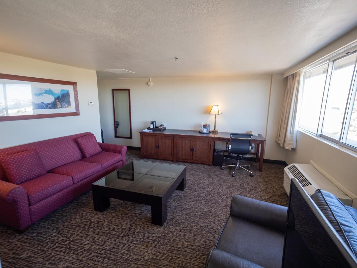 Hotel Millennium Harvest House Boulder