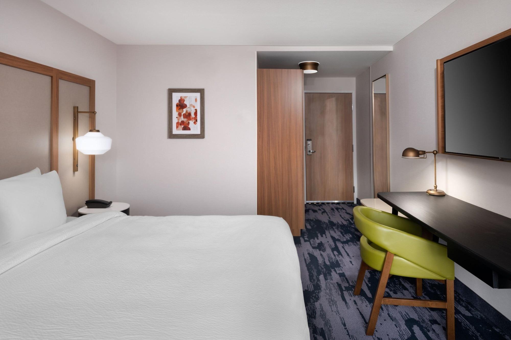Fairfield & Hotel 2*