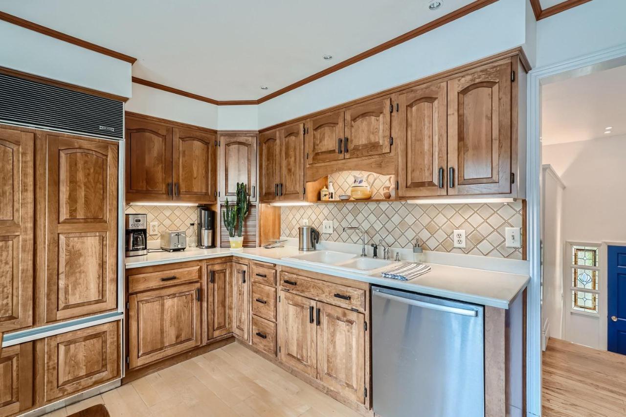 5144 Aurora -