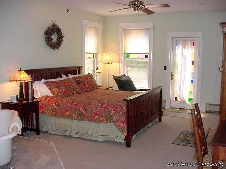 Alps Canyon Inn