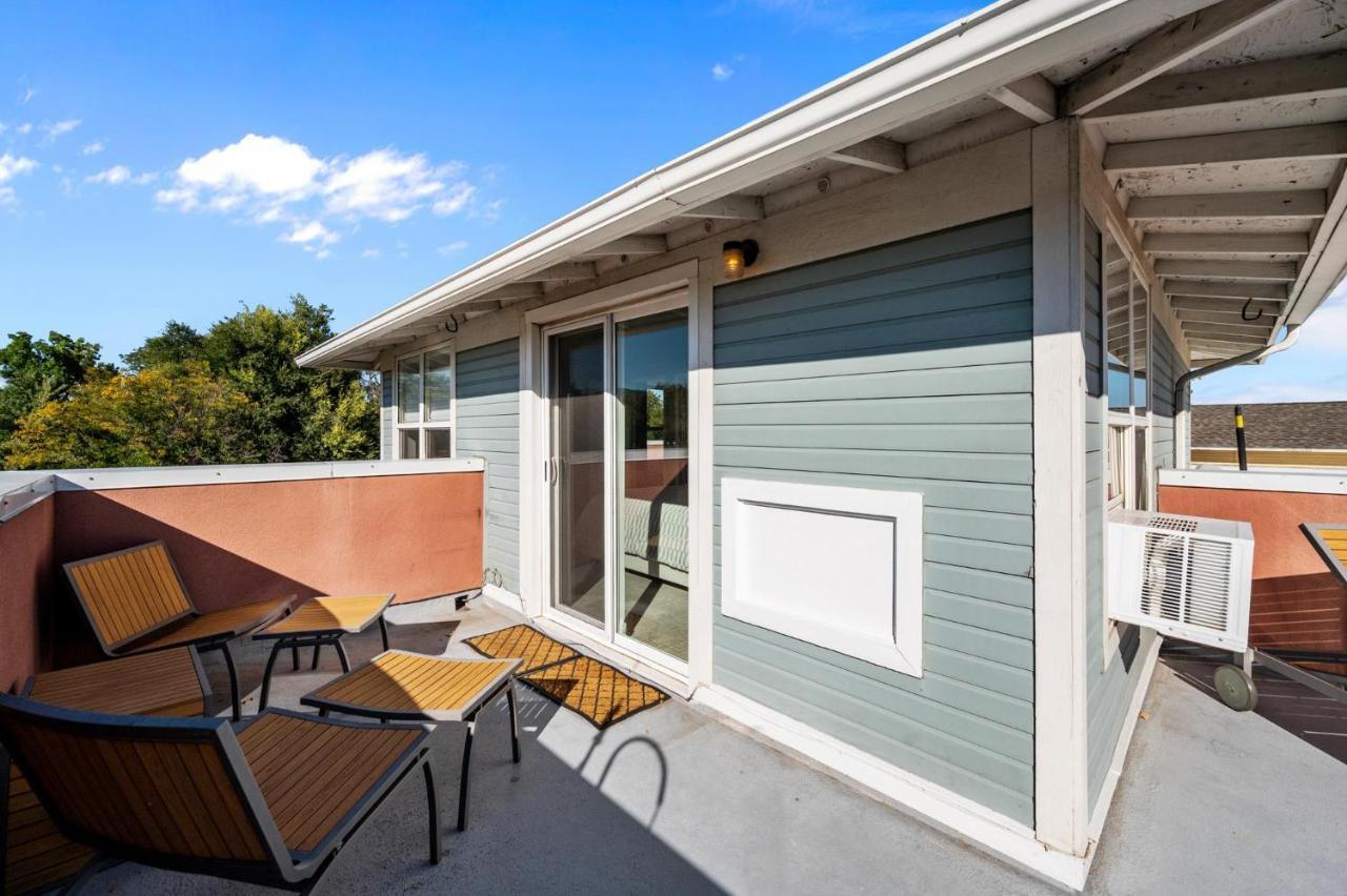 Holiday home 3390 Folsom St, Unit 206
