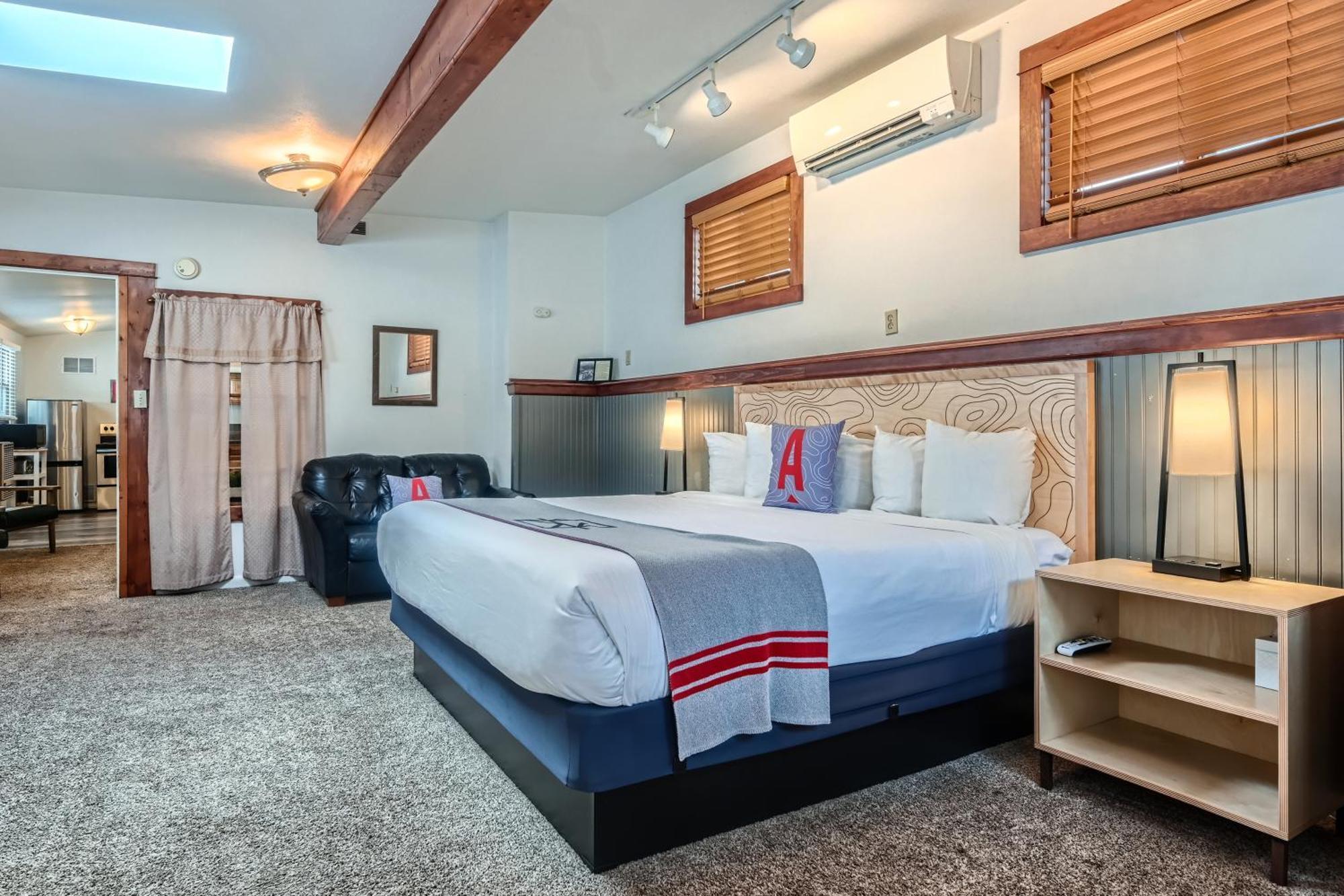A-lodge