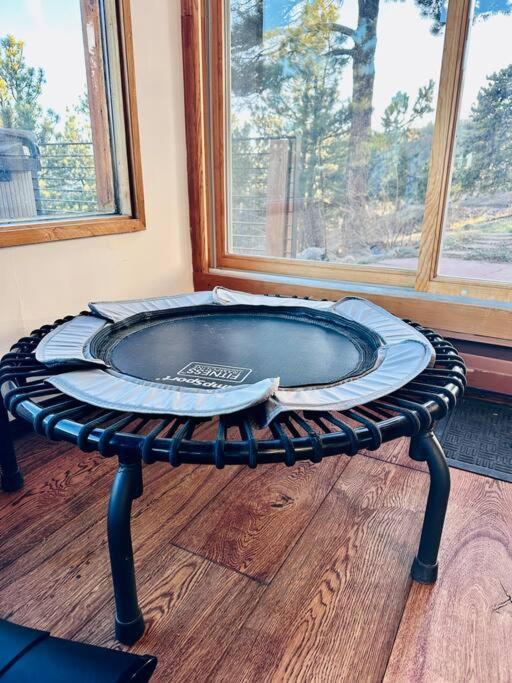 Mtn House W/ Stunning Views, Sauna, Hottub, Trails Villa *