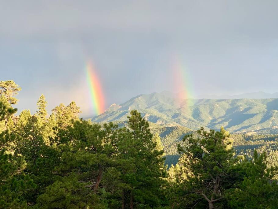 Mtn House W/ Stunning Views, Sauna, Hottub, Trails Villa Boulder