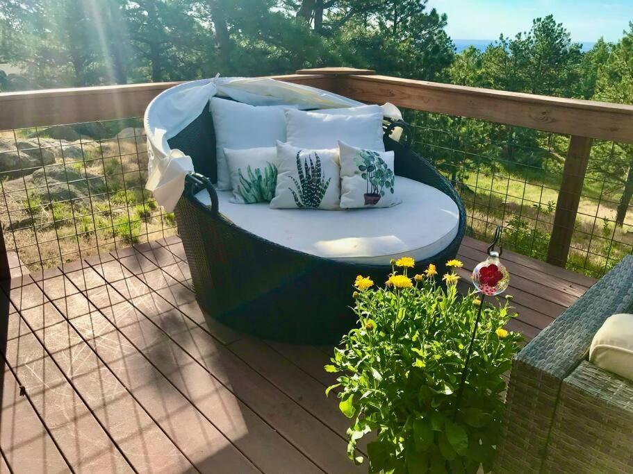 Mtn House W/ Stunning Views, Sauna, Hottub, Trails Villa Boulder