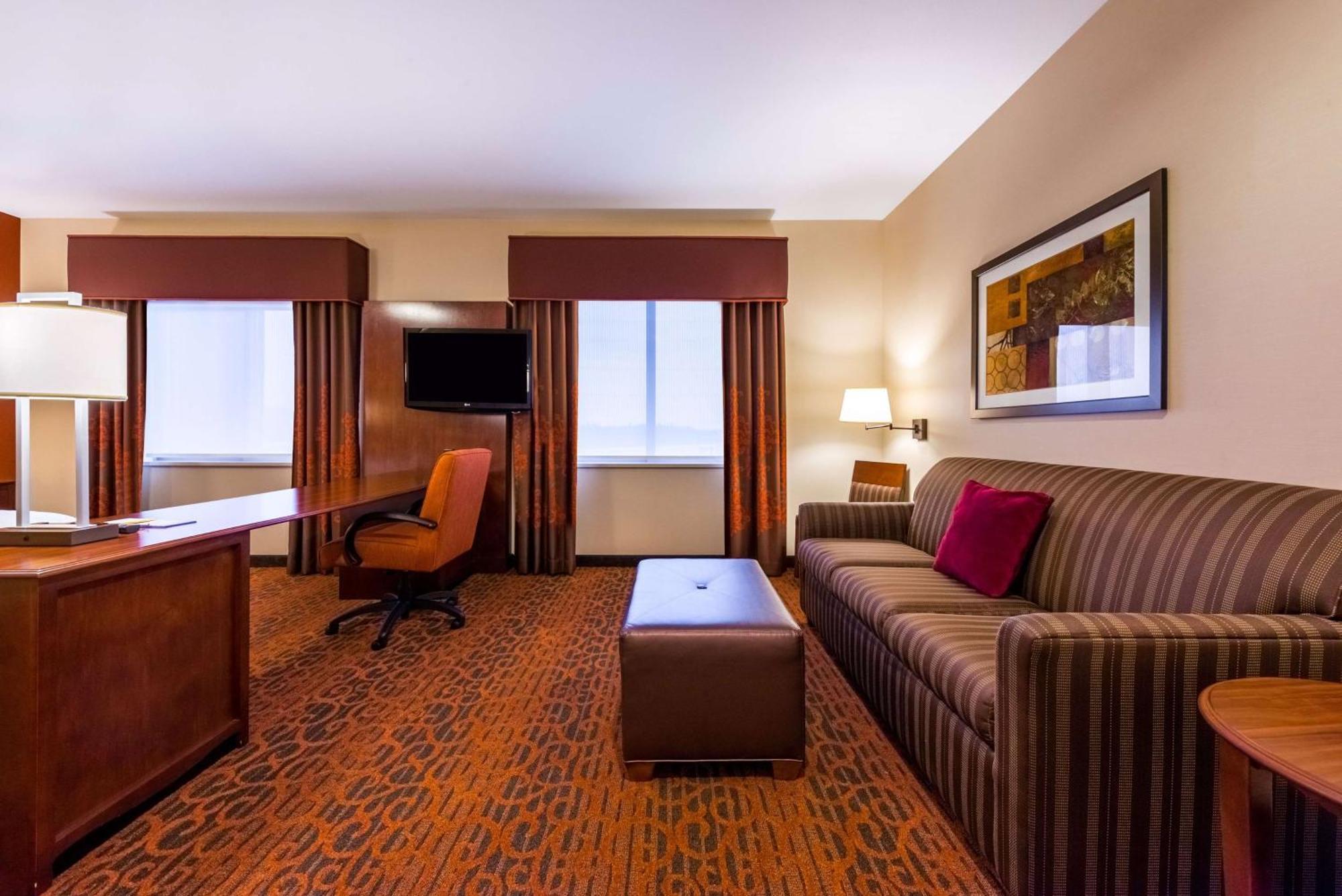 Hampton & North Hotel 3*