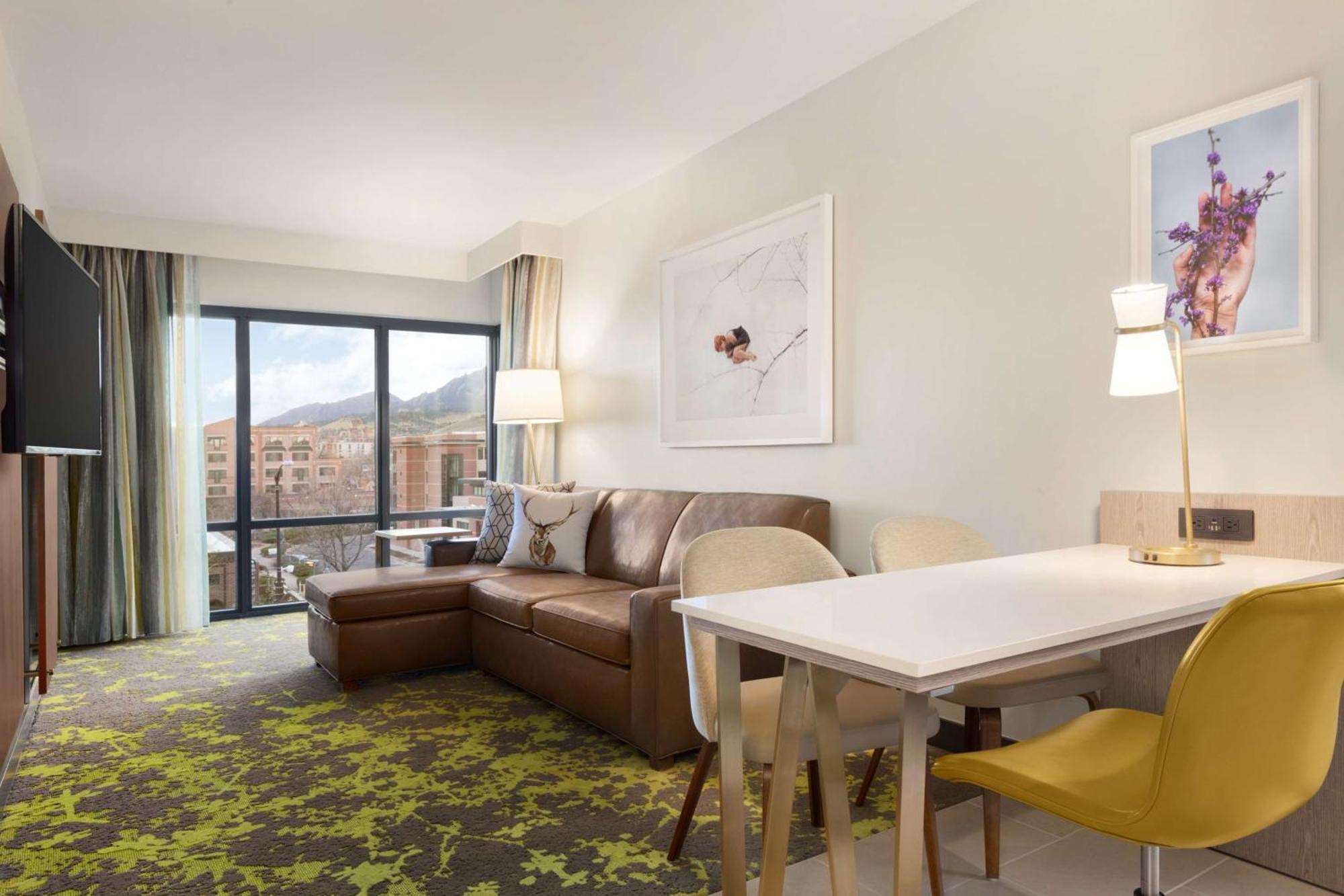 Embassy By Hilton Hotel 4*