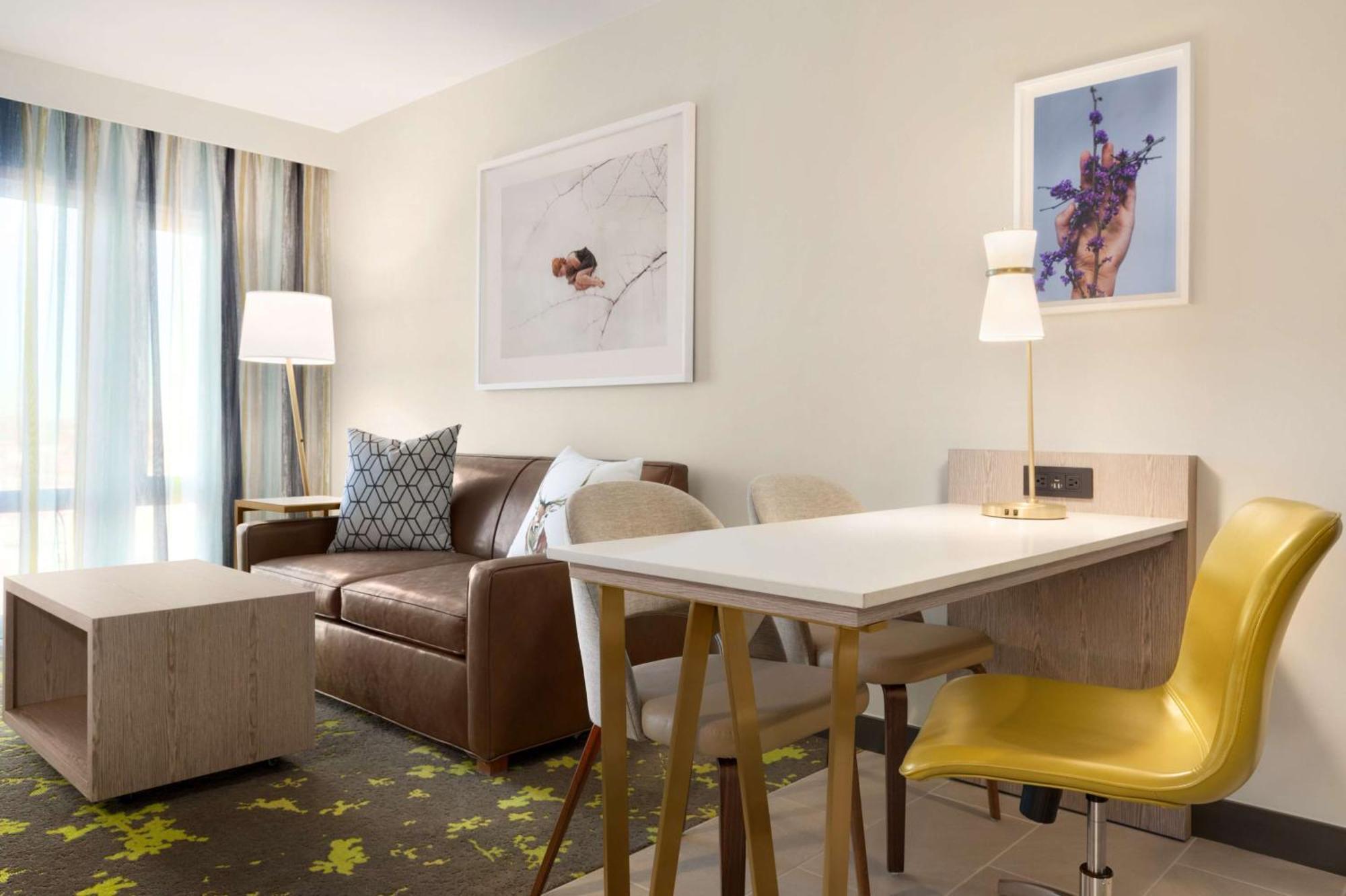Embassy By Hilton 4* Boulder