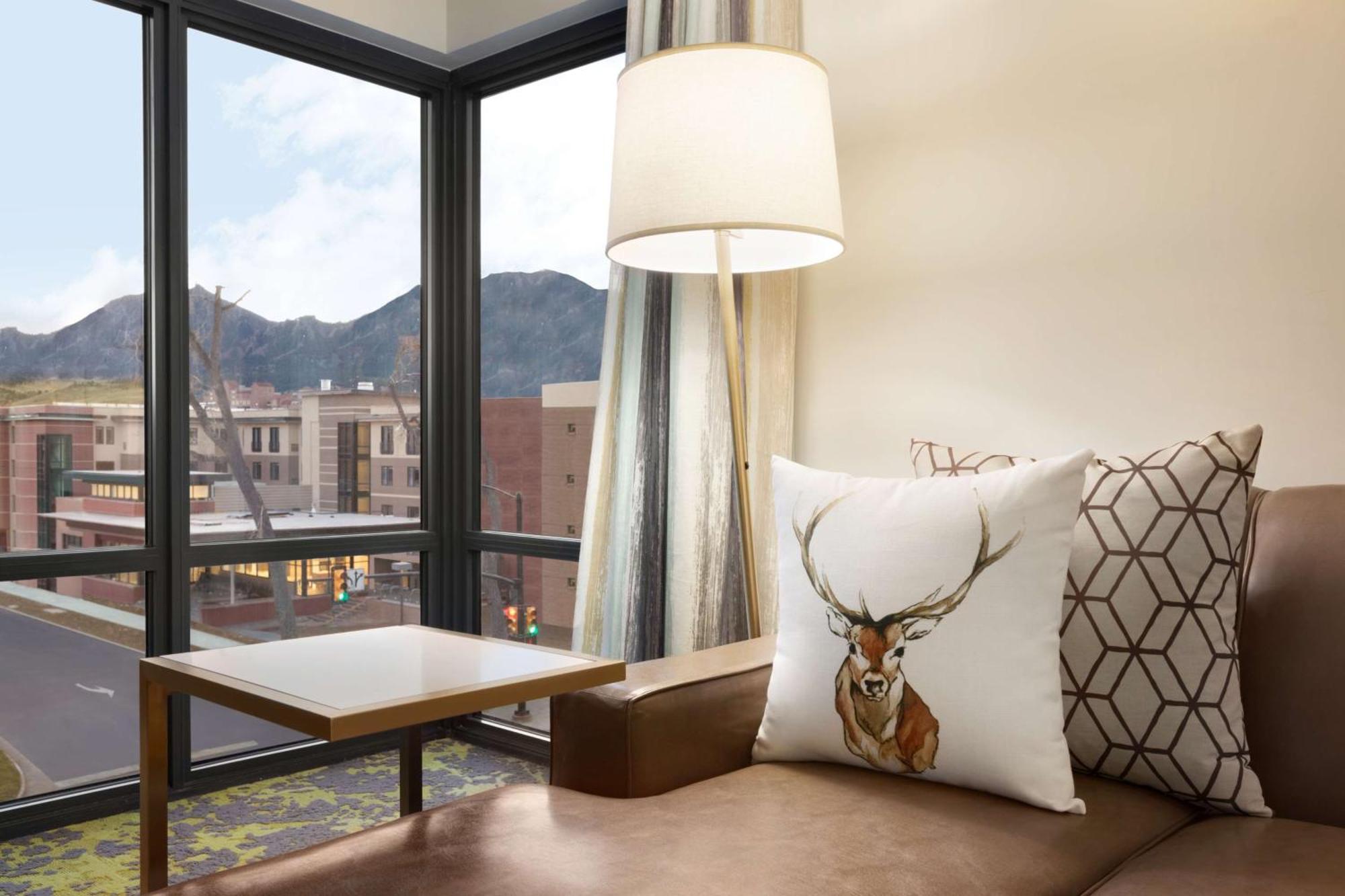 Embassy By Hilton Hotel 4*
