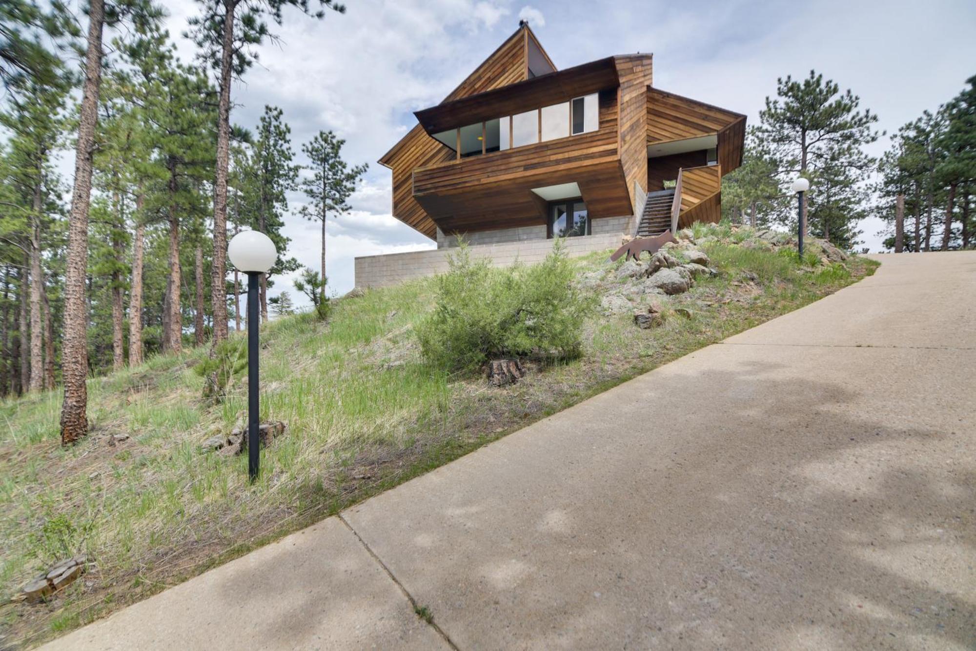 Barrett House On Mtn Peak With Hot Tub Holiday home *