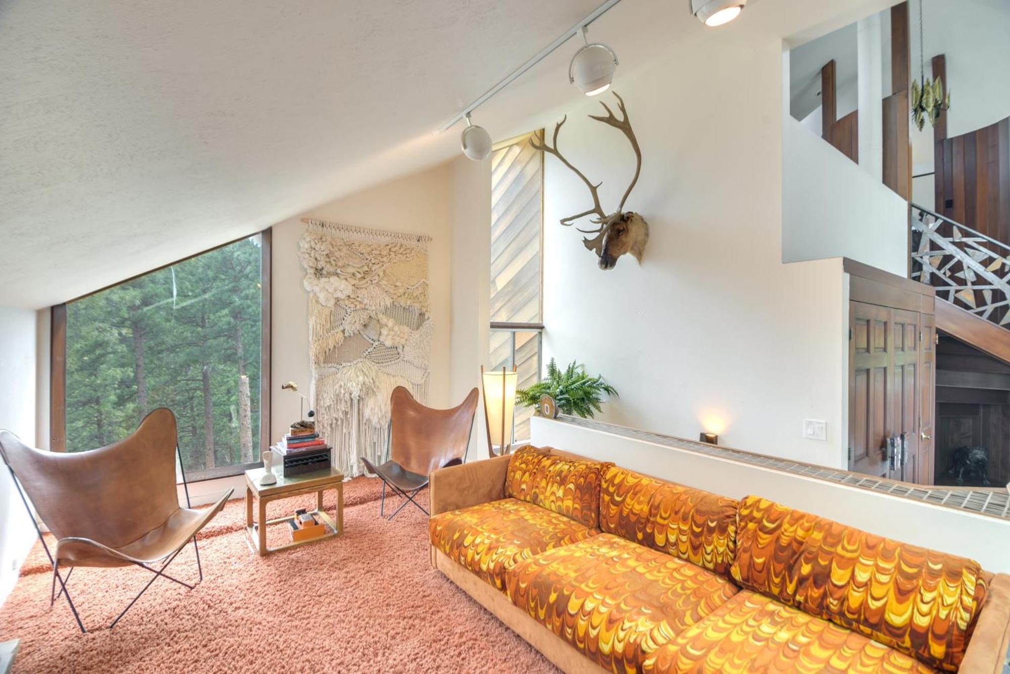 Holiday home Barrett House On Mtn Peak With Hot Tub *