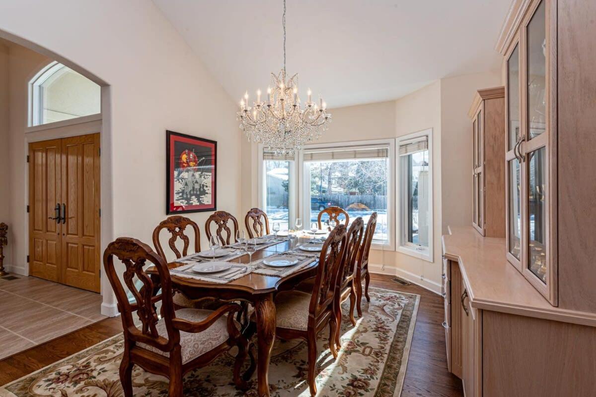Holiday home Luxurious 4br Retreat - Pool Table & Chic Amenities
