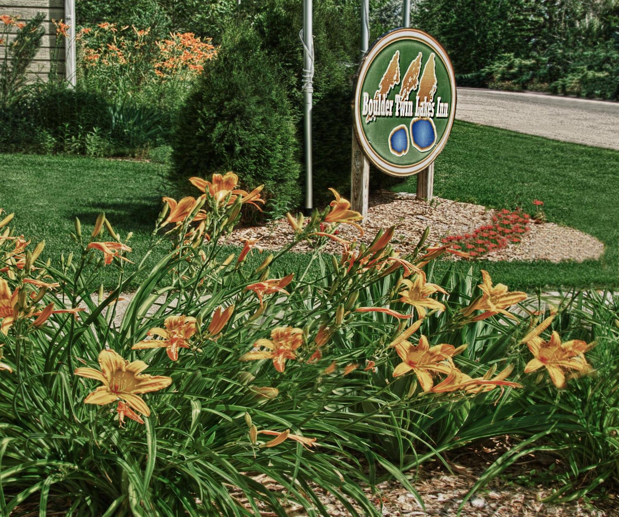 Hotel Twin Lakes 3*