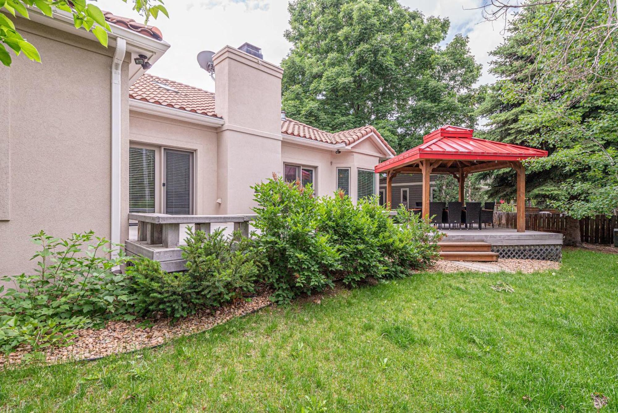Luxurious 4br Retreat - Pool Table & Chic Amenities * Boulder