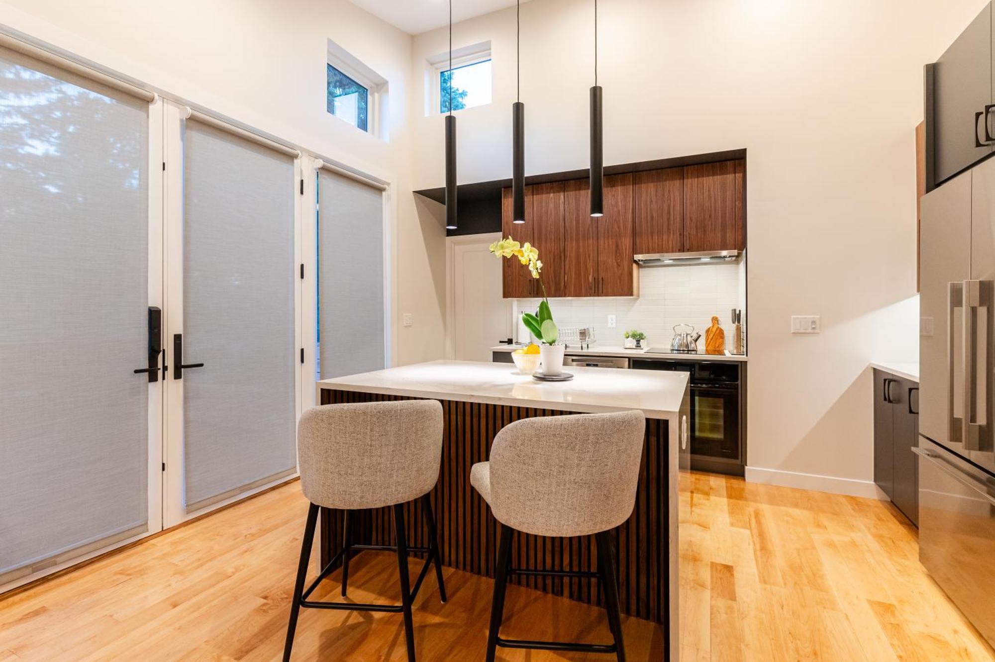 Apartment Topside Bright & Modern Furnished Private 1br 2ba Boulder