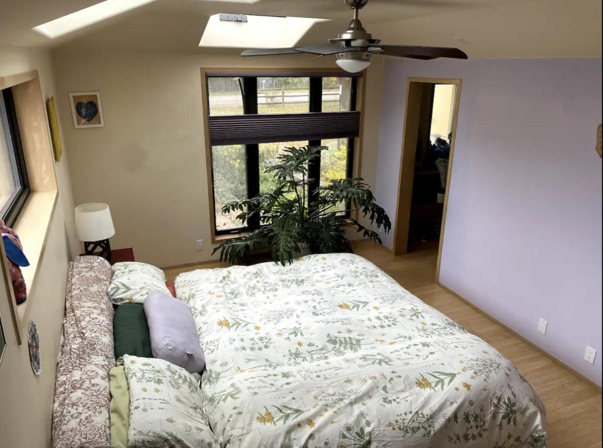 Homestay Energy-efficient Oasis Cozy Near Dt And Trails
