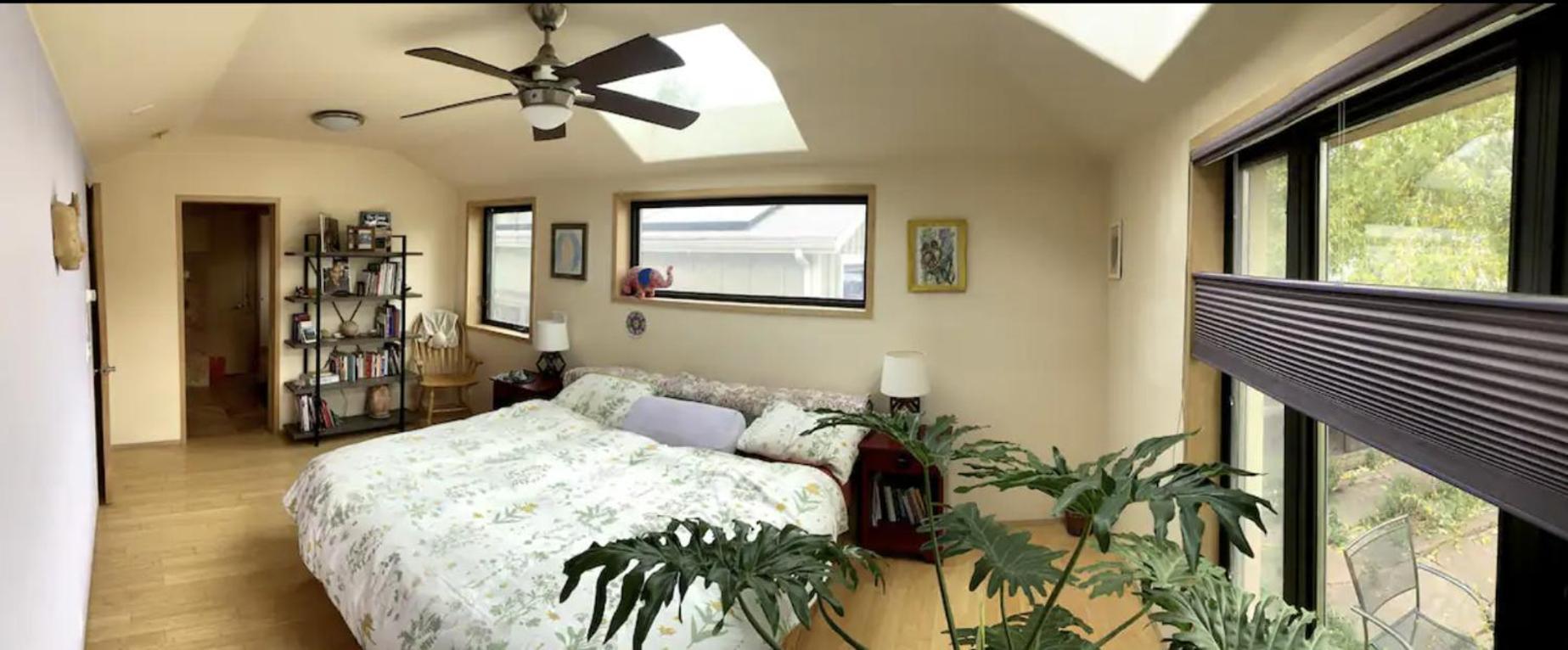 Energy-efficient Oasis Cozy Near Dt And Trails