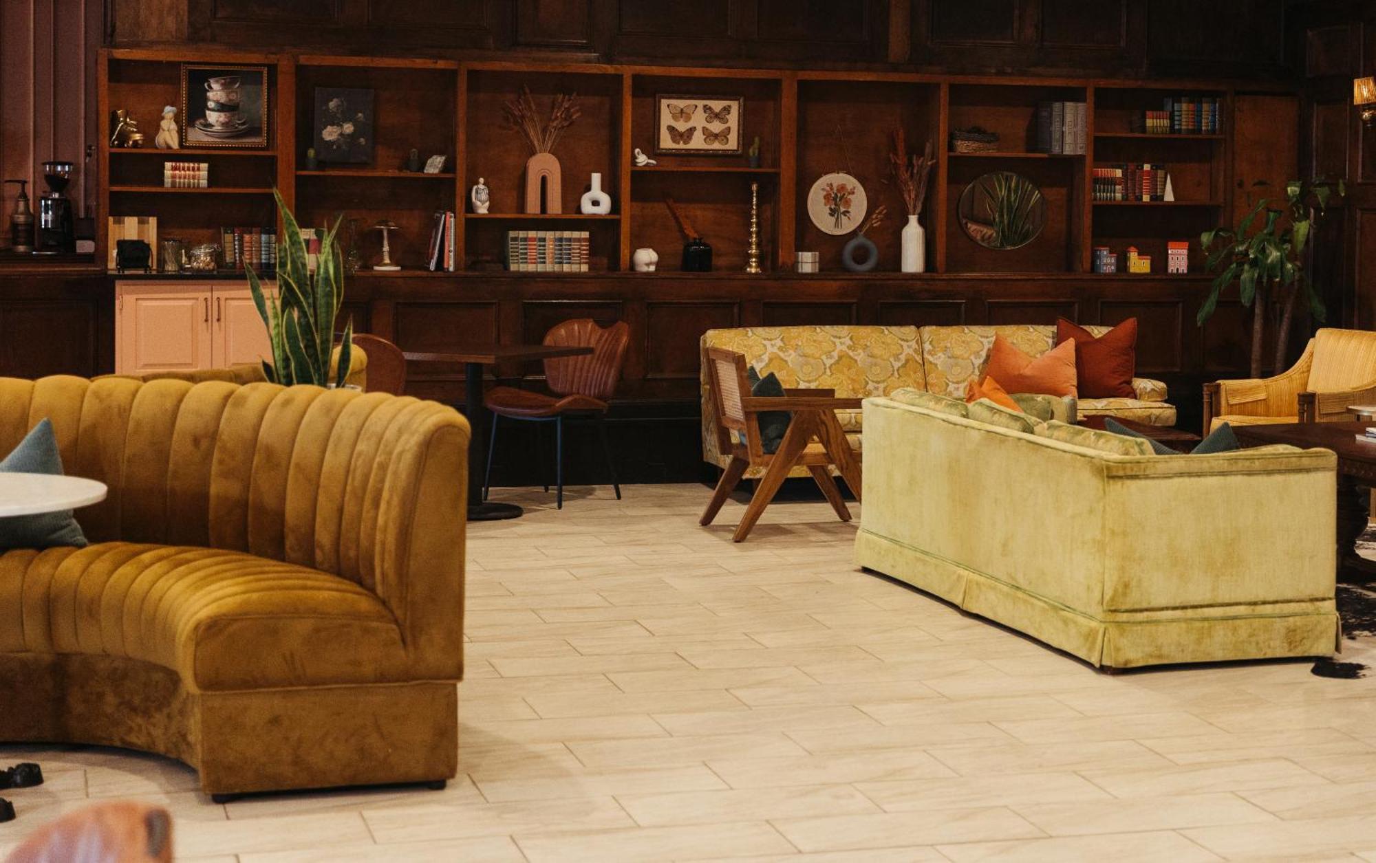The Broker Hotel 3*