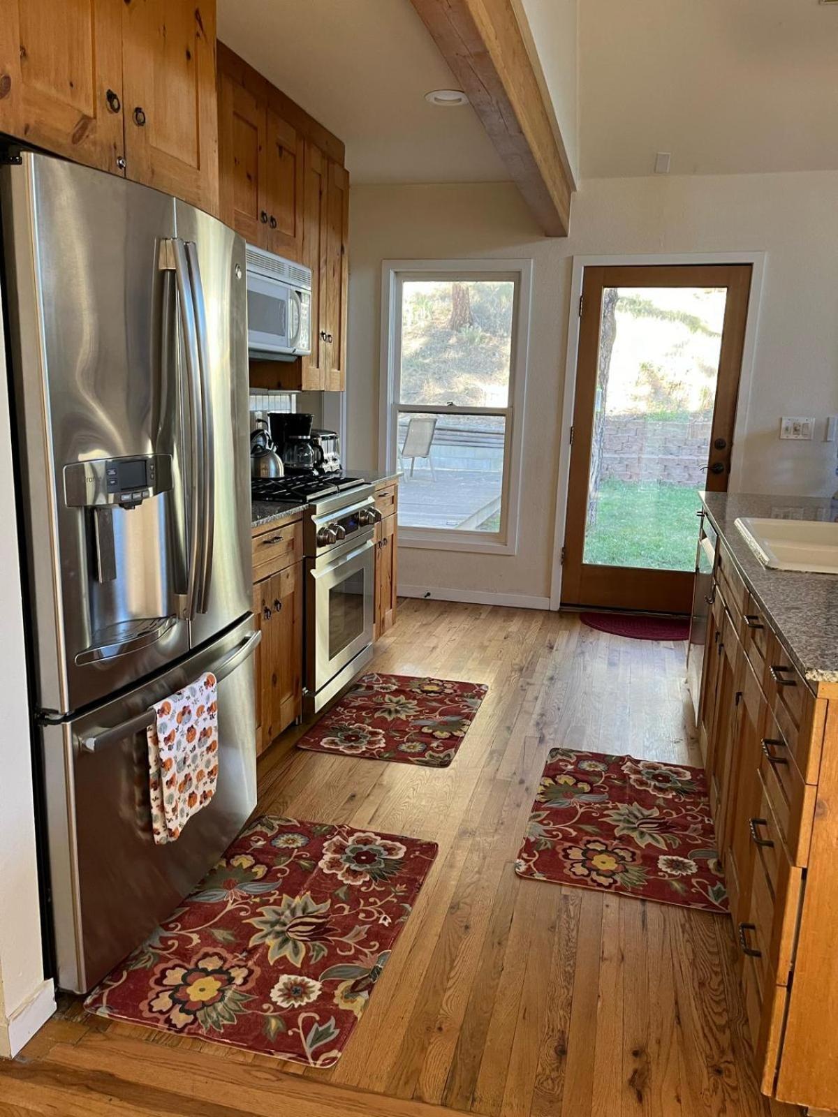 Creekside Craftsman With Jacuzzi - Alpine Splendor 6 Mins To Downtown *