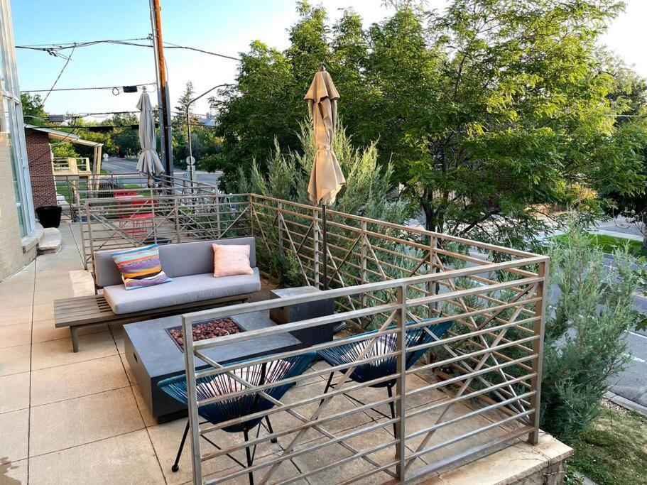 Beautiful Pearl Street Condo--30 Day Minimum *