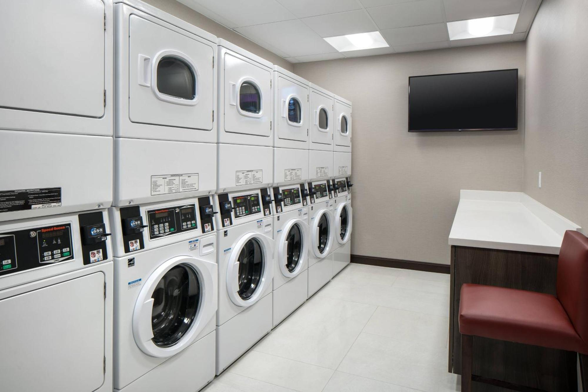 Hotel By Marriott Canyon Boulevard 4*