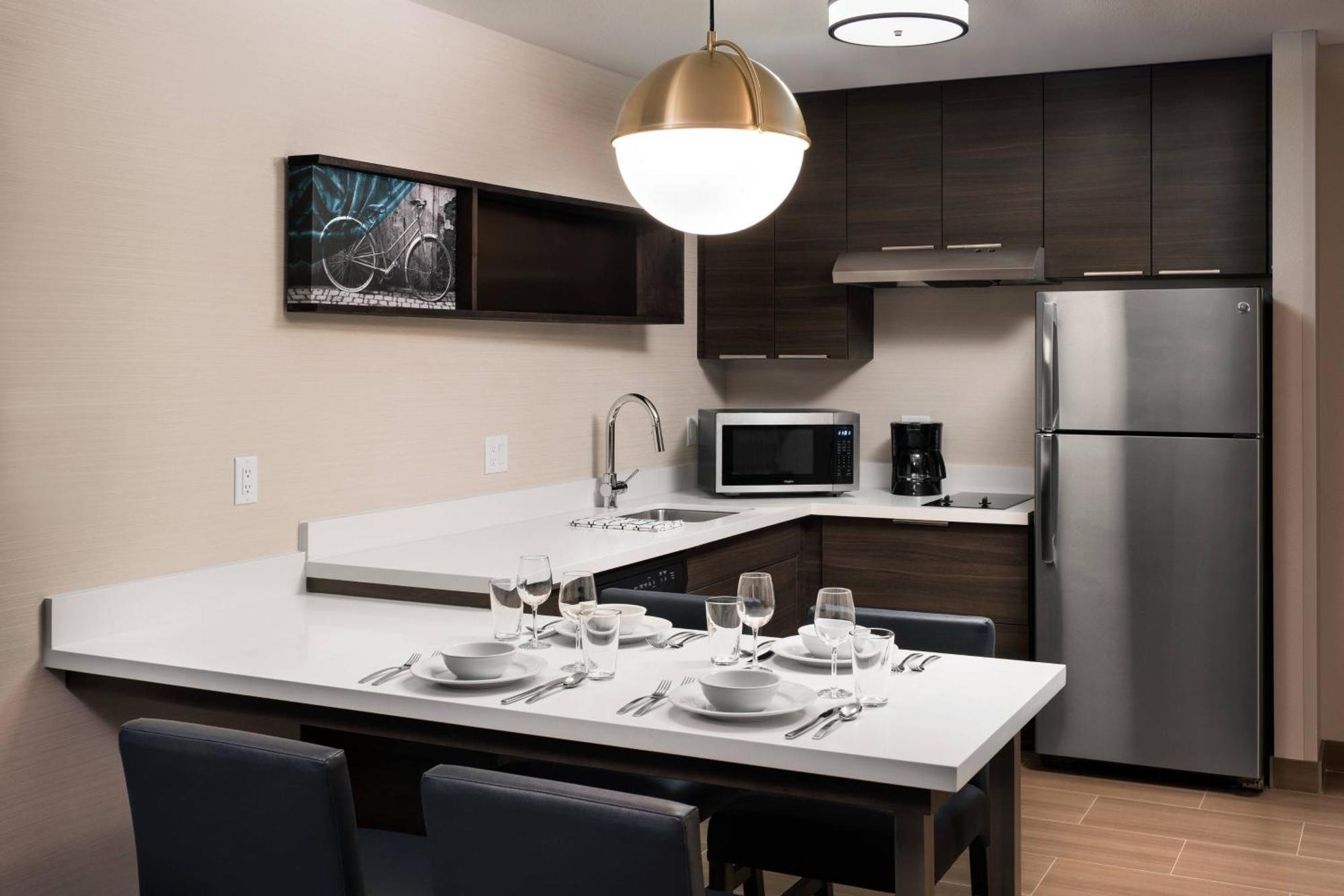 By Marriott Canyon Boulevard Hotel Boulder
