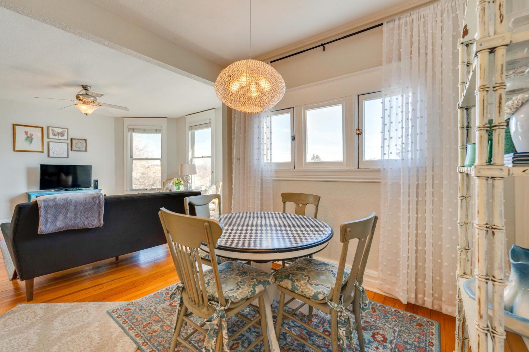 1 Mi To Cu Near Pearl Street! * Boulder