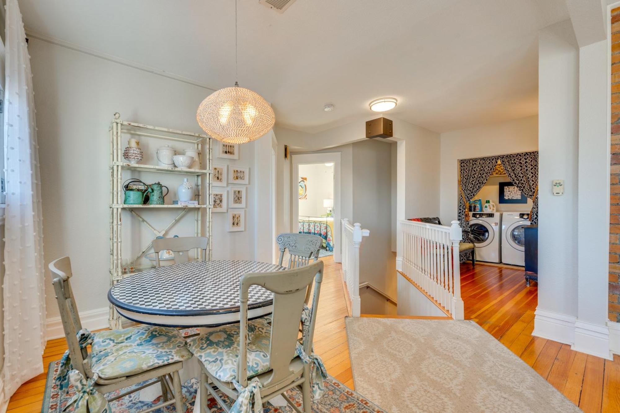 Apartment 1 Mi To Cu Near Pearl Street!