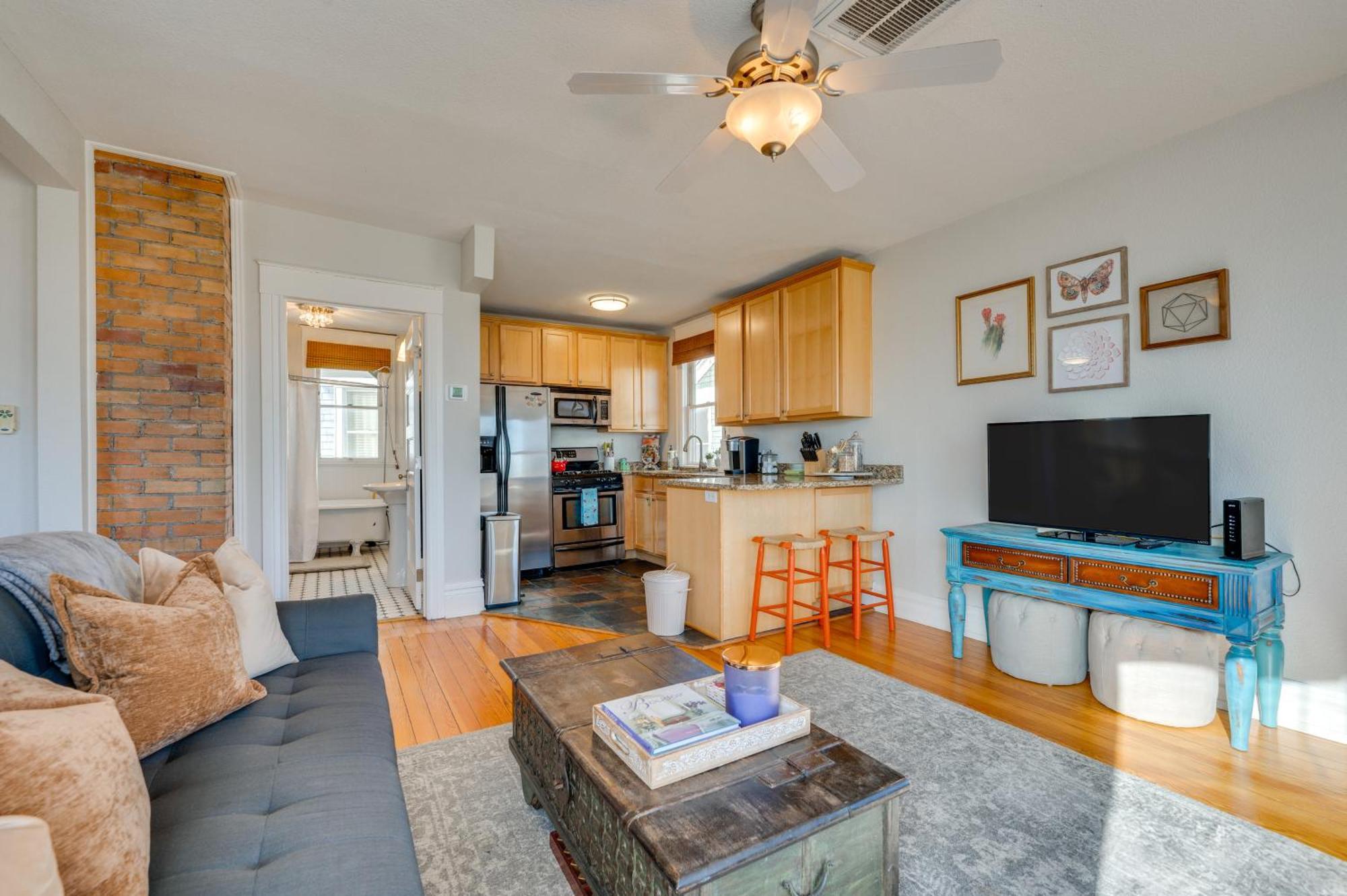1 Mi To Cu Near Pearl Street! Apartment *