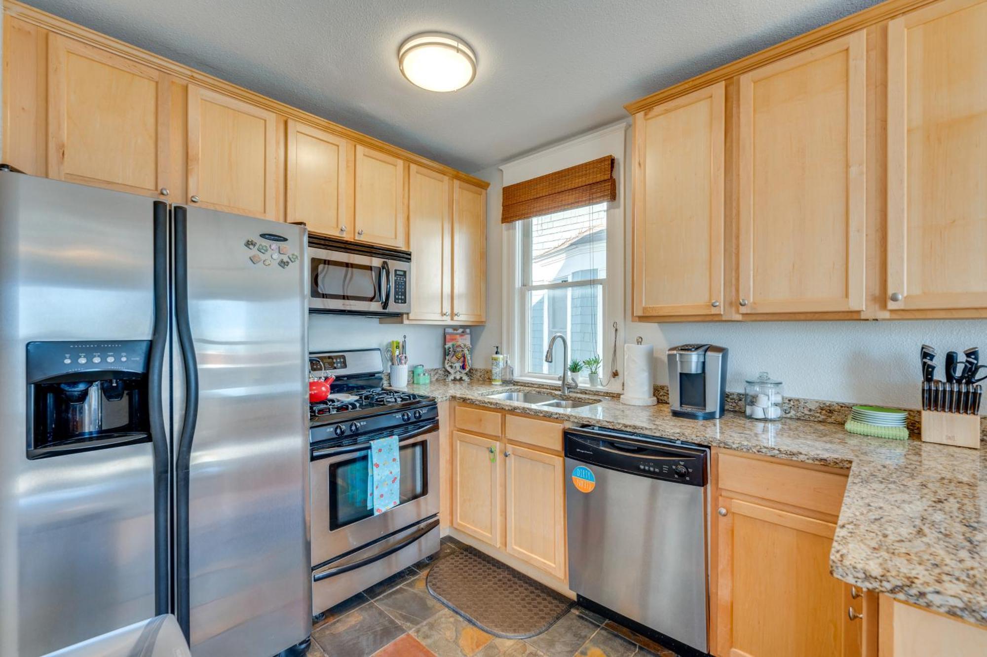 1 Mi To Cu Near Pearl Street! Apartment